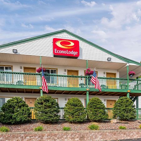 Rodeway Inn Lake George Outlets Exteriér fotografie